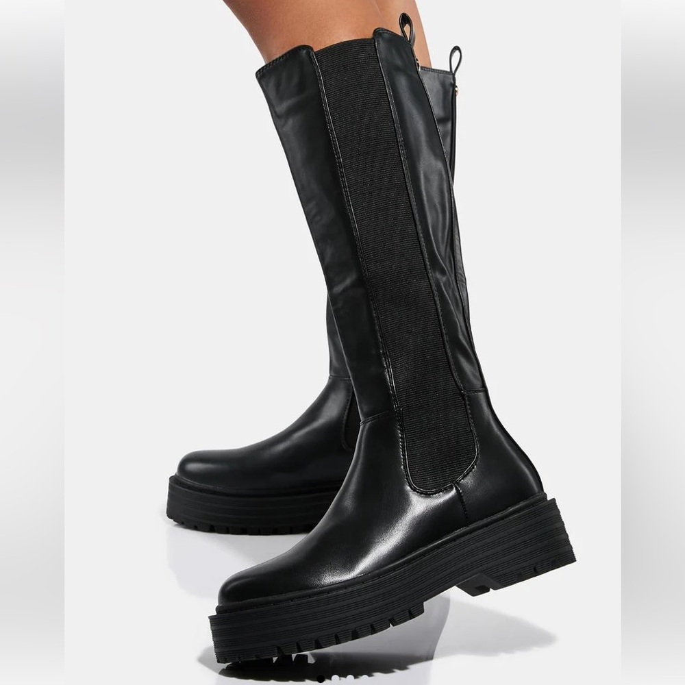 Azalea Wang Sue Knee High Black Leather Boots Size 9 from Dolls Kill